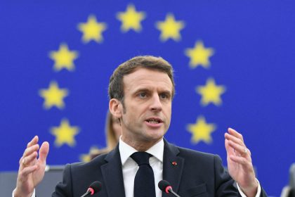 Emmanuel Macron refuse de soutenir la saisie des avoirs russes